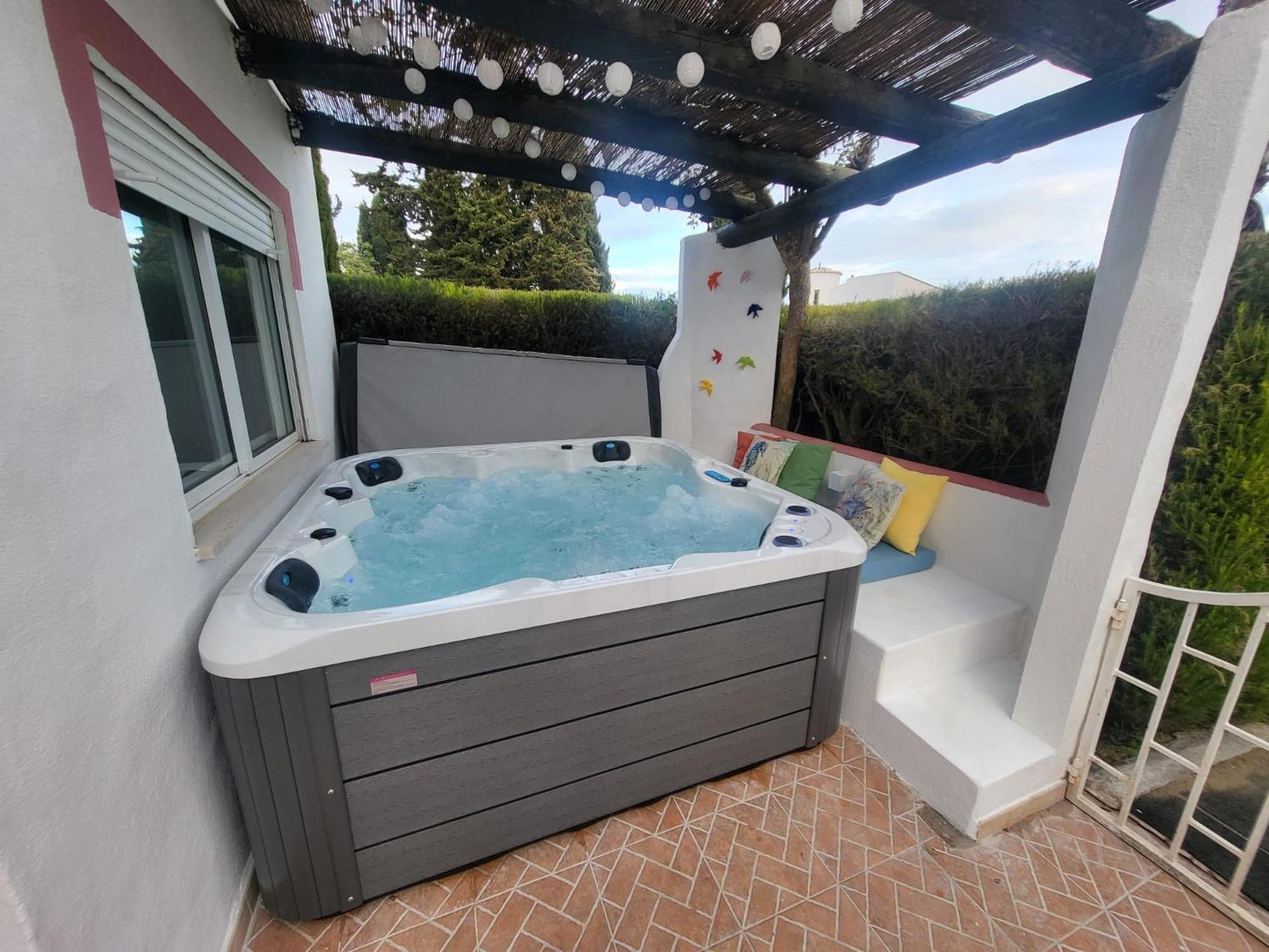 Appartamento Peace Of Heaven In Algarve - Jacuzzi - By Bedzy Armação de Pêra Esterno foto