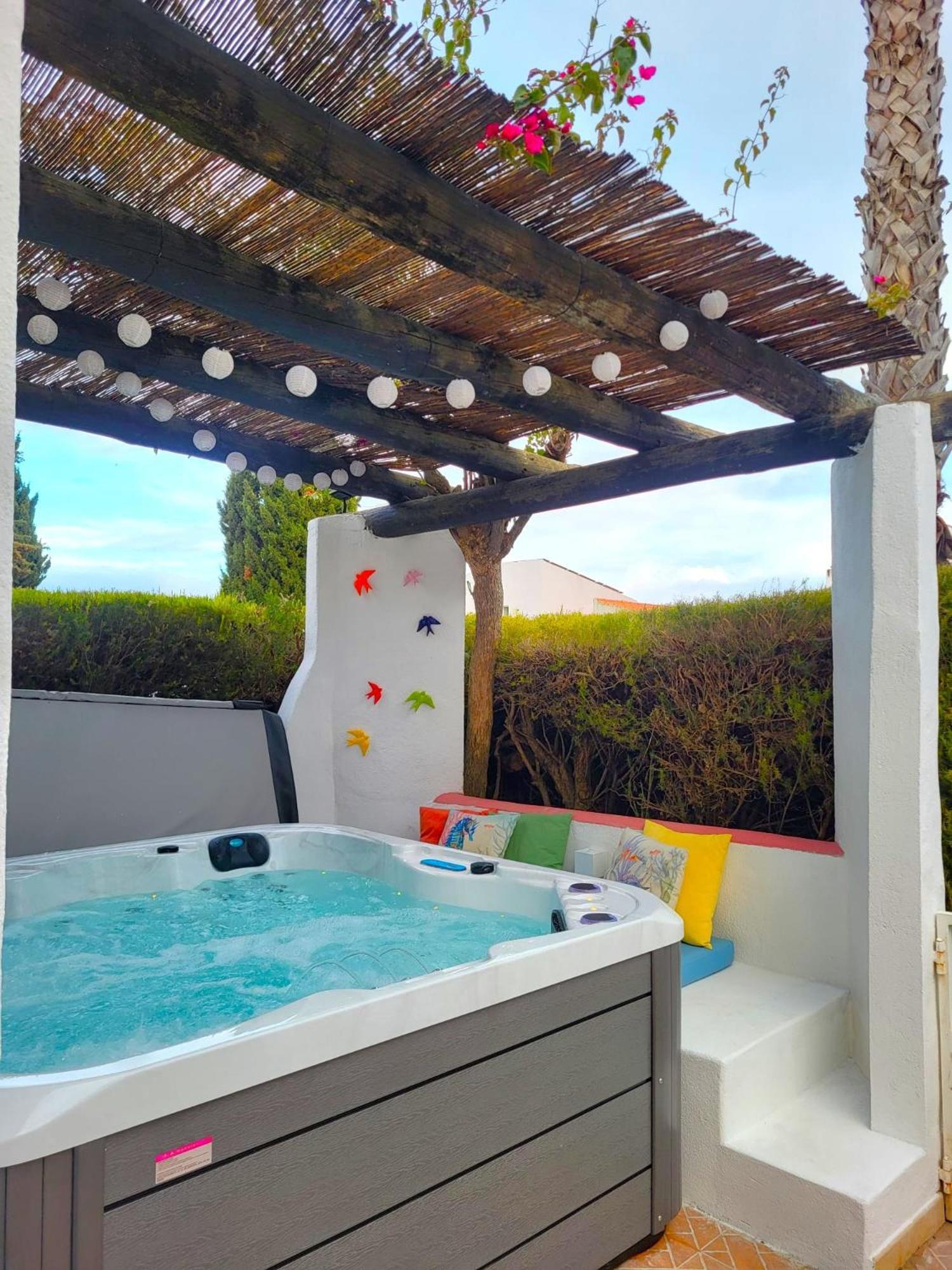 Appartamento Peace Of Heaven In Algarve - Jacuzzi - By Bedzy Armação de Pêra Esterno foto